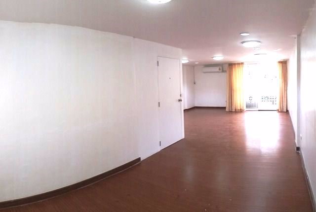 ให้เช่าโฮมออฟฟิศ-4-ชั้น-ลาดพร้าว-71-ขนาด-300ตารางเมตร-4ชั้น-กว้าง5เมตร-ยาว16เมตร-5ห้องทำงาน-ห้องนอน