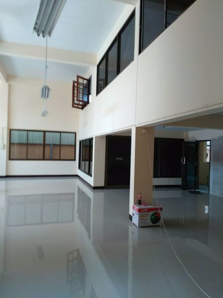 ให้เช่าสำนักงาน-และ-โกดัง-3ชั้น-เนื้อที่ใช้สอยประมาณ1300-ตรม-อยู่หลัง-lotus-พระราม3-ช่องนนทรี-และ