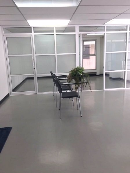 ให้เช่าพื้นที่สำนักงาน-ถนนรัชดาภิเษก-ใกล้-mrt-รัชดา-50-เมตร-ขนาด-150-ตรม-มี-ลิฟท์-ห้องน้ำที่จอดรถ