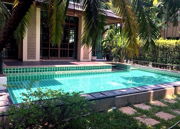 ให้เช่าบ้านหรูพร้อมสระว่ายน้ำส่วนตัวสุขุมวิท-67-เนื้อที่-158-ตรว-560-ตรม-4-ห้องนอน-6-ห้องน้ำ-2