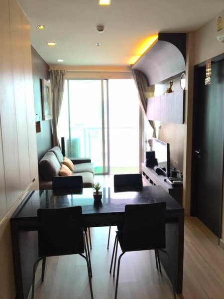 ขายคอนโด-skywalk-residence-55-ตรม-ริมถนนสุขุมวิท69-ติดสถานี-bts-พระโขนง-2-ห้องนอน-1-ห้องน้ำ-1-ห้องร