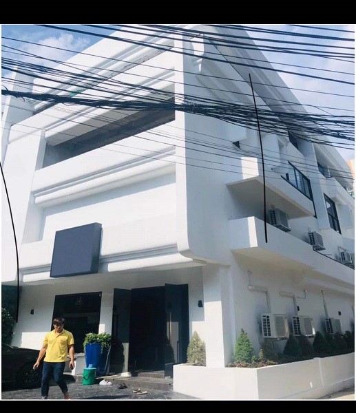 ให้เช่า-หรือ-ขาย-อาคาร-4-ชั้นใกล้-bts-พร้อมพงษ์-เอ็มควอเทียร์-สุขุมวิท-เนื้อที่ใช้สอย-580-ตรม-ใกล้