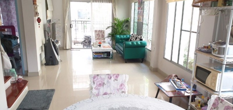 b305-ขาย-และ-ให้เช่าบ้านเดี่ยว-2-ชั้นโครงการเดอะเซนโทร-สุขุมวิท-113-มีเฟอร์-พร้อมอยุ่-ใกล้-bts-สำโรง