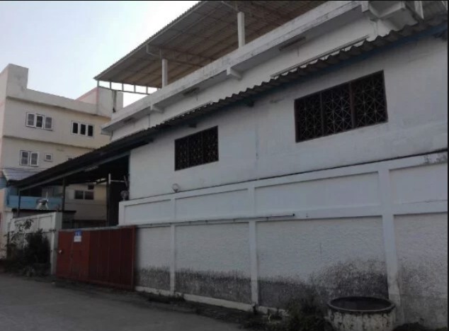 ขายอาคารโรงงาน-พร้อมที่พักอาศัย-144-ตรว-ซอยสุขทวี-ถนนบรมราชชนนี-76-พร้อมใช้งาน