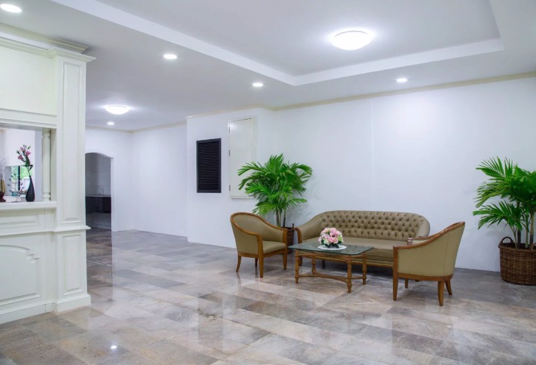 b350-ให้เช่าทาวน์โฮมหรู-4-ชั้น-หมู่บ้านชิชาคาสเซิล-ซอยสุขุมวิท-31-ตกแต่งสวย-มีเฟอร์-ทำเลดีใจกลางเมื