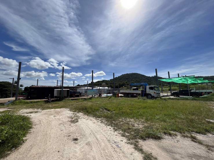 ขายที่ดินพร้อมสิ่งปลูกสร้าง-อาคารโกดัง-ห้วยโป่ง-อำเภอเมืองระยอง