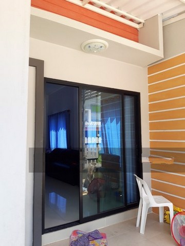 ขายบ้านแฝดชั้นเดียว-เนื้อที่-40-ตรว-มี-3-ห้องนอน-2-ห้องน้ำ-หมู่บ้านร่มเย็น-2-ใกล้ซีเคพลาซ่า-ปลวกแดง