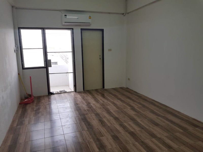 ให้เช่า-ห้องพักนครนนท์คนโด-มิเนียม-ซอย-เรวดี-59-ให้เช่าพร้อมแอร์-2500-บาท-รวมส่วนกลาง