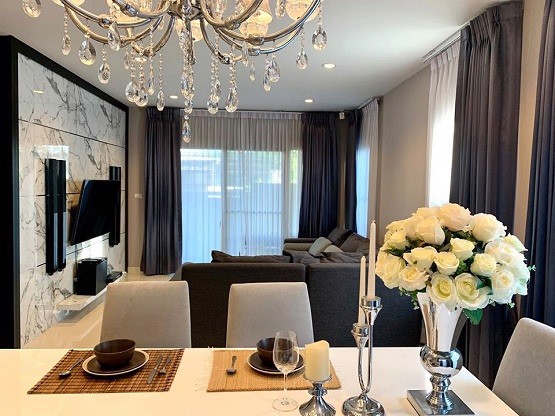 ให้เช่าบ้านเดี่ยว-3-ชั้นโครงการ-the-plant-estique-ตกแต่งครบ-เฟอร์ครบ