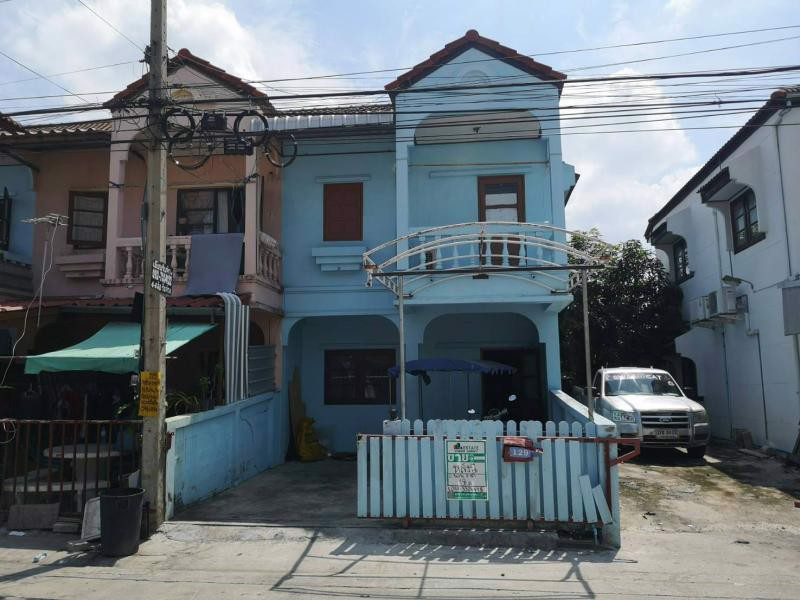 ขายทาวน์เฮ้าส์-2ชั้น-เนื้อที่-18ตารางวา-หมู่บ้านธารารินทร์-ซรังสิต-นครนายก-56-1-แขวงประชาธิปัตย์-รั