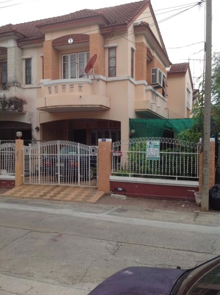 ขายทาวน์เฮ้าส์-2-ชั้น-หลังมุม-เนื้อที่รวม-36-ตรวา-หน้าบ้านหันหน้าทางทิศใต้-มบุศรินทร์-1-ตคูคต-อล