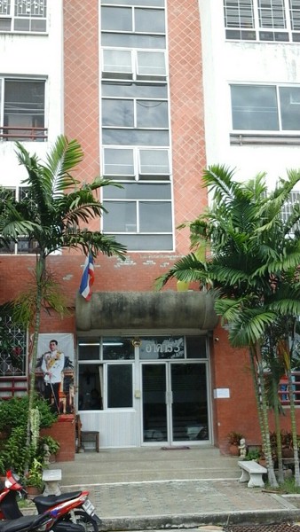 ให้เช่าห้องคอนโด-ลิฟวิ่งเพลส-อาคาร-3-ติด-ถรามคำแหง157-มีแอร์-เฟอร์ครบ-ใกล้-รรเตรียมน้อม-ค่าเช่าเดื