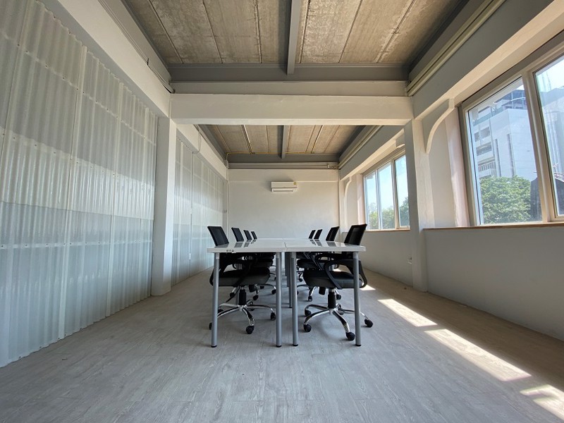 พื้นที่ออฟฟิศ-สํานักงานให้เช่า-ใกบ้สถานีรถไฟฟ้าบีทีเอสอารีย์-สะพานควาย-ติดธฯาคารออมสินสํานักงานใหญ่