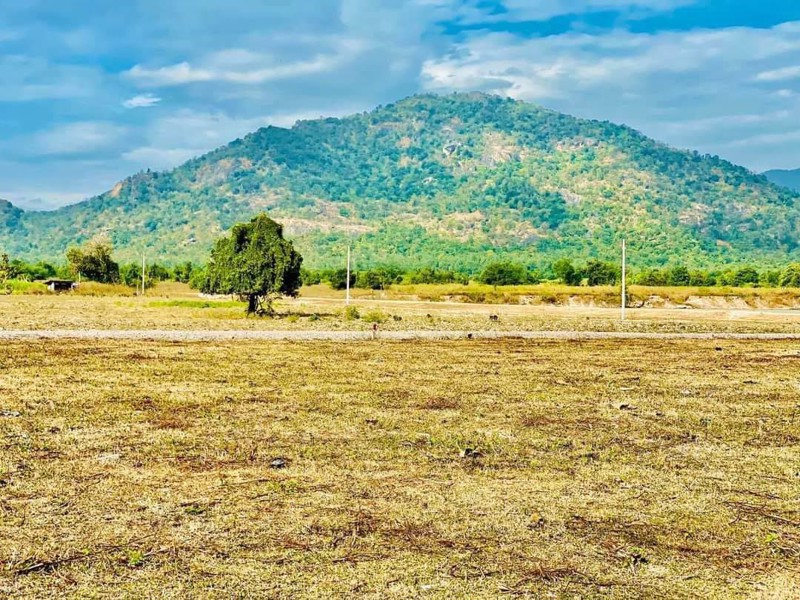 ที่ดินใกล้ถนนบายพาส500เมตร-วิวเขาสวย-เหมาะสำหรับเกร็งกำไล-ทั้งสด-ผ่อน