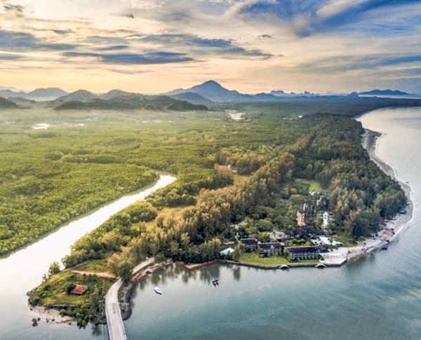 ขายที่ดิน-ติดทะเล-หาดเจ้าใหม่-ตไม้ฝาด-อสิเกา-จตรัง-15-ไร่-ที่สวย