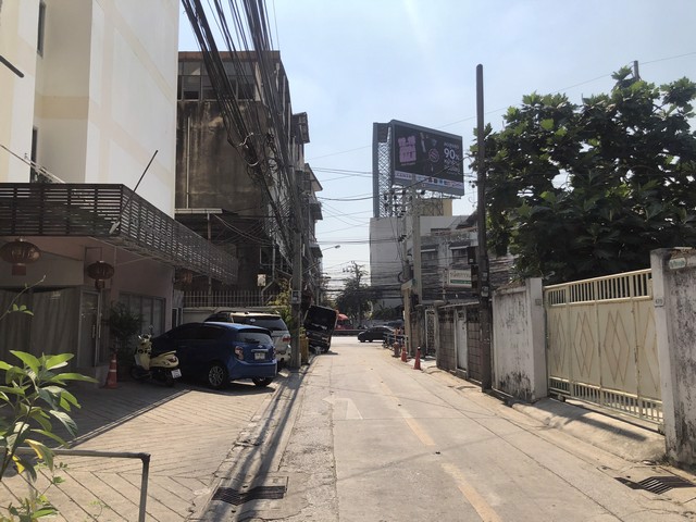 ขายอพาร์ทเม้นท์-ประชาสงเคราะห์-ซอย-2-เนื้อที่-147-ตรว-ใกล้เซ็นทรัลพระรามเก้า