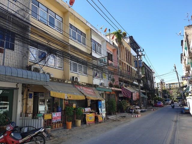 ขายอาคารพาณิชย์-สุขุมวิท65-ใกล้-bts-เอกกมัย-เนื้อที่-125-ตรว-3ชั้น-ทำเลดีมาก