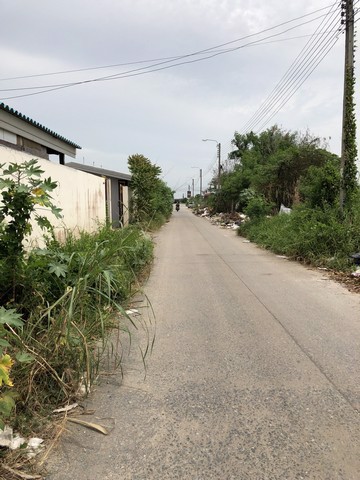 ขาย-ที่ดิน-ซอยวัดลาดปลาดุก-พร้อมสิ่งปลูกสร้าง-เนื้อที่-367-ตรว-หลังติดคลอง-ที่ดินถมแล้ว