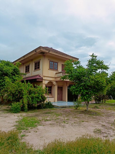 ขายที่ดิน  พร้อมบ้าน 1 หลัง   (เจ้าของขายเอง)