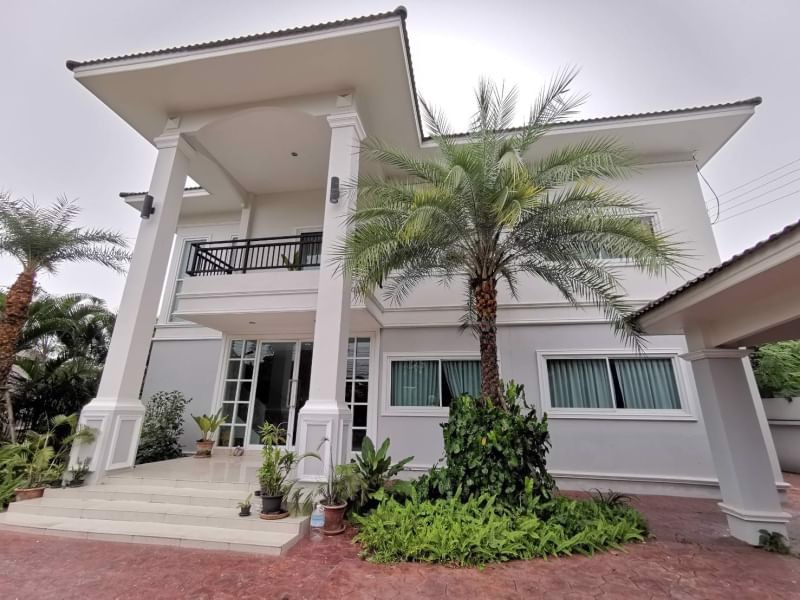 home-office-for-sale-in-chiangmai