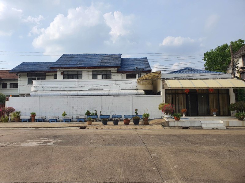 ขายที่ดินพร้อมสิ่งปลูกสร้างใกล้สถานีรถไฟฟ้าbtsพหลโยธิน59 400 เมตร อนาคตมีโครงการใหญ่ของบริษัทดังอยู่