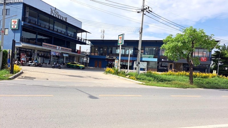 โครงการ-198mall-พื้นที่ให้เช่าทำเลดีติดถนนใหญ่-มีที่จอดรถ