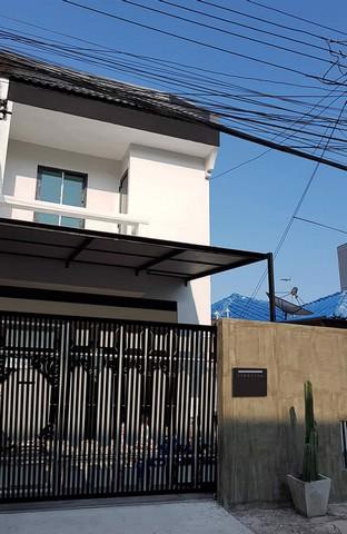 hs-1234-ขายทาวน์เฮ้าส์2-ชั้น-หลังมุม-เสนานิคม1-ใกล้-bts-เสนานิคม