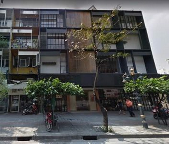 br-877-ให้เช่าอาคารพาณิชย์-3-ชั้นครึ่ง-ติดถนนสุขุมวิท-ใกล้-bts-ทองหล่อ-เหมาะทำธุรกิจ