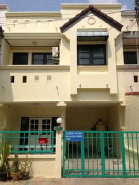 ทาวน์โฮม-2ชั้น-ตกแต่งใหม่12000-บาท-ต่อเดือน-ให้เช่า-พร้อมเฟอร์ฯ