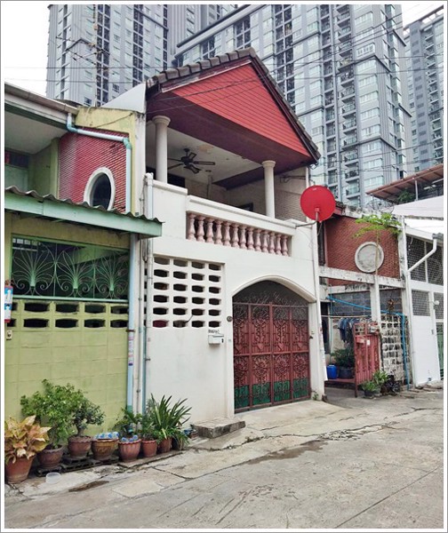 ด่วน-ให้เช่าบ้านทาวน์เฮ้าส์-2-ชั้น-ย่านบางหว้า-เดินทางสะดวก-ใกล้รถไฟฟ้า-พร้อมอยู่