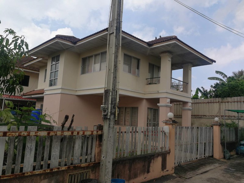 ขายบ้านเดี่ยว-2-ชั้นพร้อมบริเวณ-3-ห้องนอน-นาป่า-เมืองชลบุรี-มสุขประยูรปาร์ค-ทำเลดีมาก