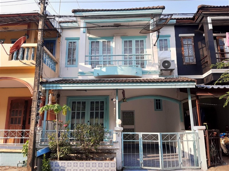 ขายทาวน์เฮ้าส์-2ชั้นมฟ้าคลองหลวงคลองหลวงคลองหนึ่ง-พร้อมอยู่ล้านต้น