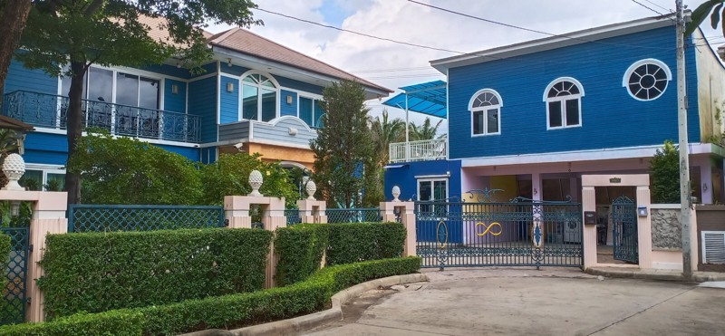 rk5-ขายบ้านหรูใกล้เมืองทองธานี-212-ตรวใกล้ทางด่วนศรีสมาน-4-ห้องนอน-มีสระว่ายน้ำส่วนตัว