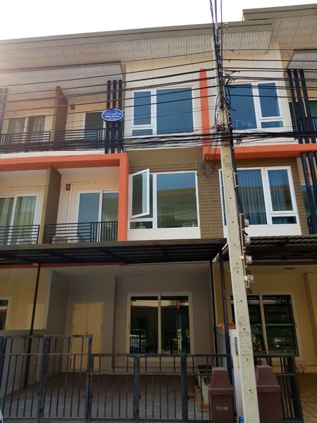 ให้เช่าทาวน์โฮม-โครงการ-the-trust-ทาวน์โฮมเกษตร-นวมินทร์