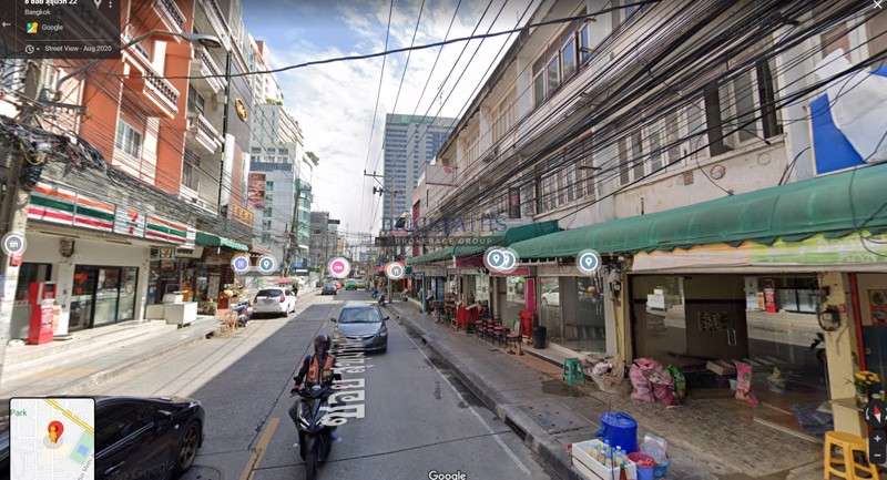 ขายที่ดินพร้อมสิ่งปลูกสร้างและตึกแถวสองชั้นพร้อมผู้เช่า-ทำเลทอง-สุขุมวิท-22