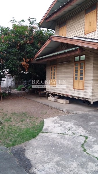 ขายที่ดินพร้อมสิ่งปลูกสร้าง ซอยสุขุมวิท 65 BTS เอกมัย