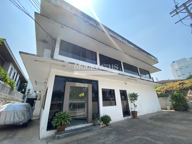 ขาย-ที่ดินพร้อมสิ่งปลูกสร้าง-เป็นที่อยู่อาศัยและโกดัง-สามารถทำเป็นโรงงานขนาดเล็กได้-ซอยสุขุมวิท-58