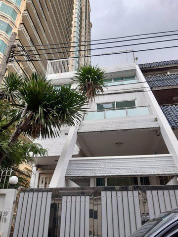 rt284ให้เช่าโฮมออฟฟิศ-4-ชั้น-ติดroyce-condo-สุขุมวิท-31