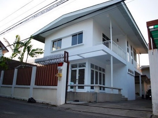 ให้เช่าบ้านเดี่ยว-80-ตรว-อารีย์สัมพันธ์-ใกล้กระทรวงการคลัง