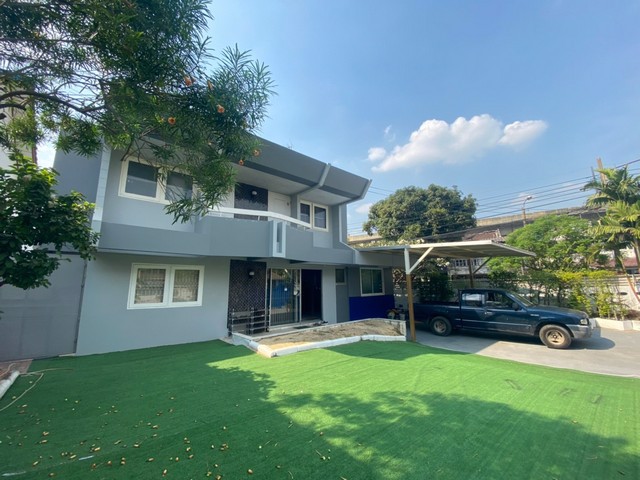 ให้เช่าบ้านเดี่ยวหลังมุม-90-ตรว-4-ห้องนอน-3-ห้องน้ำ-บ้านตกแต่งใหม่-พัฒนาการ53