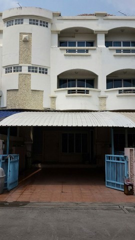 ให้เช่าทาวน์โฮม-3-ชั้น-เล่นระดับ-พื้นที่เยอะ-แฮปปี้แลนด์-แกรนด์วิว-โพธิ์แก้ว-ซอยลาดพร้าว101