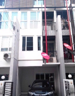 ให้เช่าทาวน์เฮาส์-ทาวน์โฮม-35-ชั้นถูก-ปากเกร็ด-แจ้งวัฒนะ-24-สี่ไชยทอง-27-attic-lite-ปัญญาภิวัฒน์