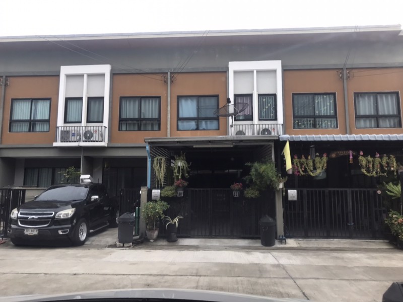ขายบ้าน ทาวน์เฮ้าส์ 2 ชั้น 2 ห้องนอน 2 ห้องน้ำ หมู่บ้าน เทอร์ร่า วิลล์ ลาดหลุมแก้ว