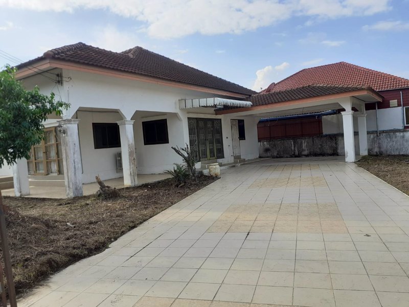 ขายบ้าน1ชั้น-อำเภอเมือง-นครศรีธรรมราช-บ้านหัวมุมทำเลสวยที่สุดในหมู่บ้าน-น้ำไม่ท่วม