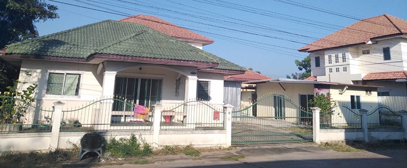 ขายบ้านเดี่ยวอยู่เองไม่ใช่นายหน้า-พื้นที่-98-ตรว-มีความเป็นส่วนตัว-ตั้งอยู่-ในเมืองอุดรธานี