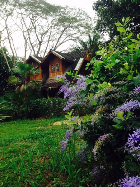 ขายบ้านคอทเทจ-ริมแม่น้ำแควน้อย-กาญจนบุรี-บนที่ดิน-2-ไร่