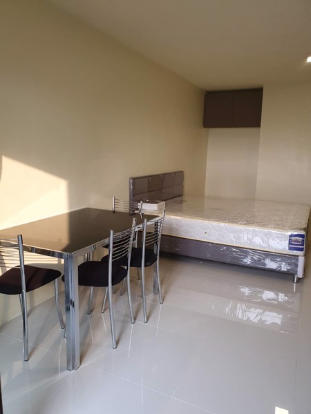 ให้เช่าคอนโดศรีวราแมนชั่น-2-ห้องสตูดิโอรีโนเวทใหม่-ใกล้-mrt-เขตดินแดง-กรุงเทพ-โทร-0816211251