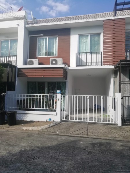 ให้เช่าทาวน์โฮม-2-ชั้น-โครงการอารียาคัลเลอร์พรีเมี่ยม-เกษตร-นวมินทร์-โทร-0815629099