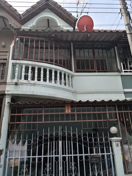 ทาวน์เฮ้าส์-2-ชั้น-17-ตรว-3-ห้องนอน-2-ห้องน้ำ-หมู่บ้านสวนธน-เฟส-3-ซอยประชาอุทิศ-33