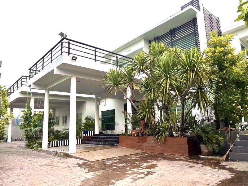 ขายบ้านเดี่ยวลาดพร้าว-230-ตรว